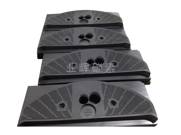 高純石墨制品在工業(yè)領(lǐng)域有哪些作用